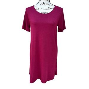 ZENANA Short Sleeve Rayon Tunic Top in Magenta